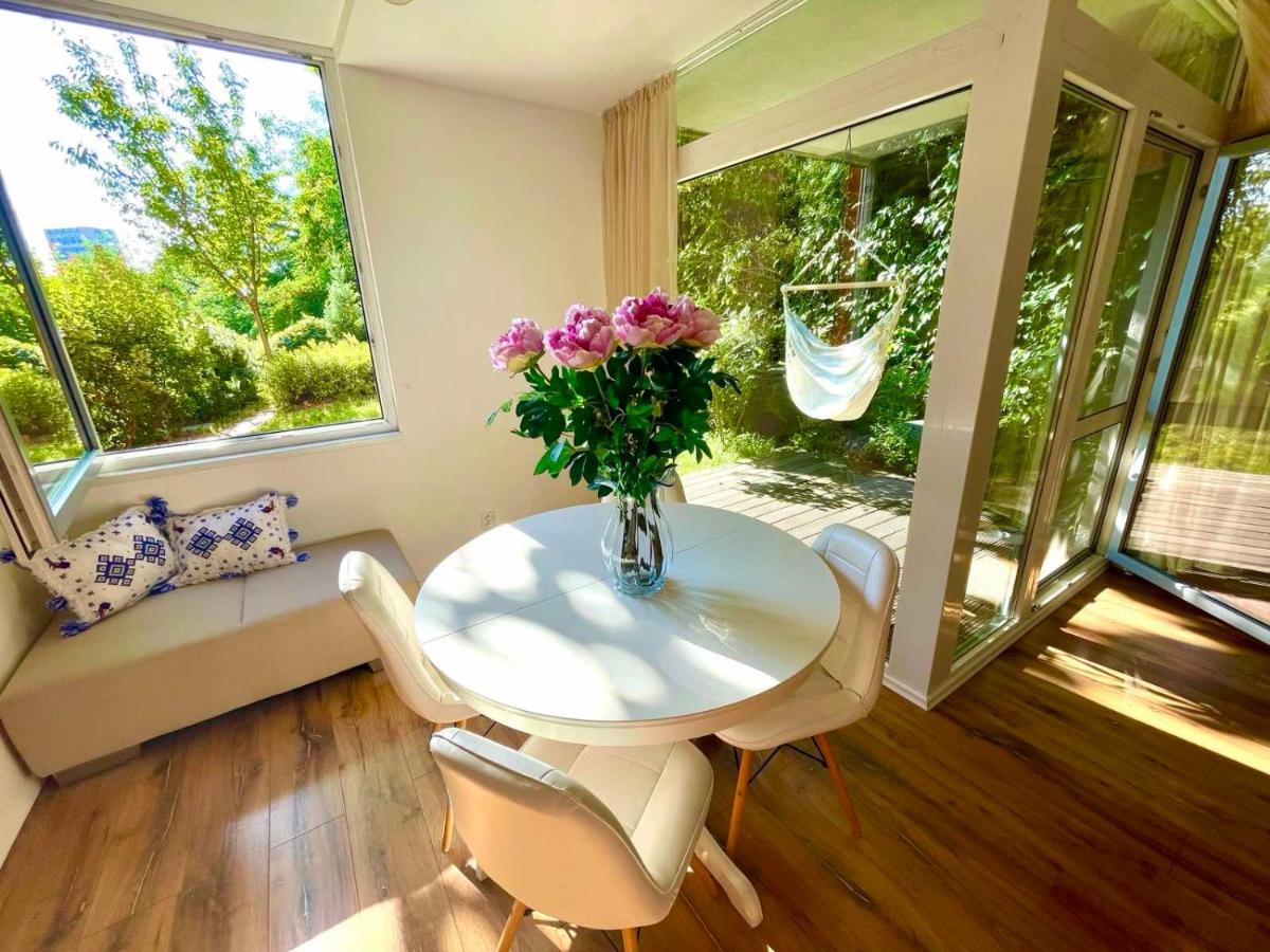 70M2 Romantic Living In The Old Town With Garden 布拉迪斯拉发 外观 照片