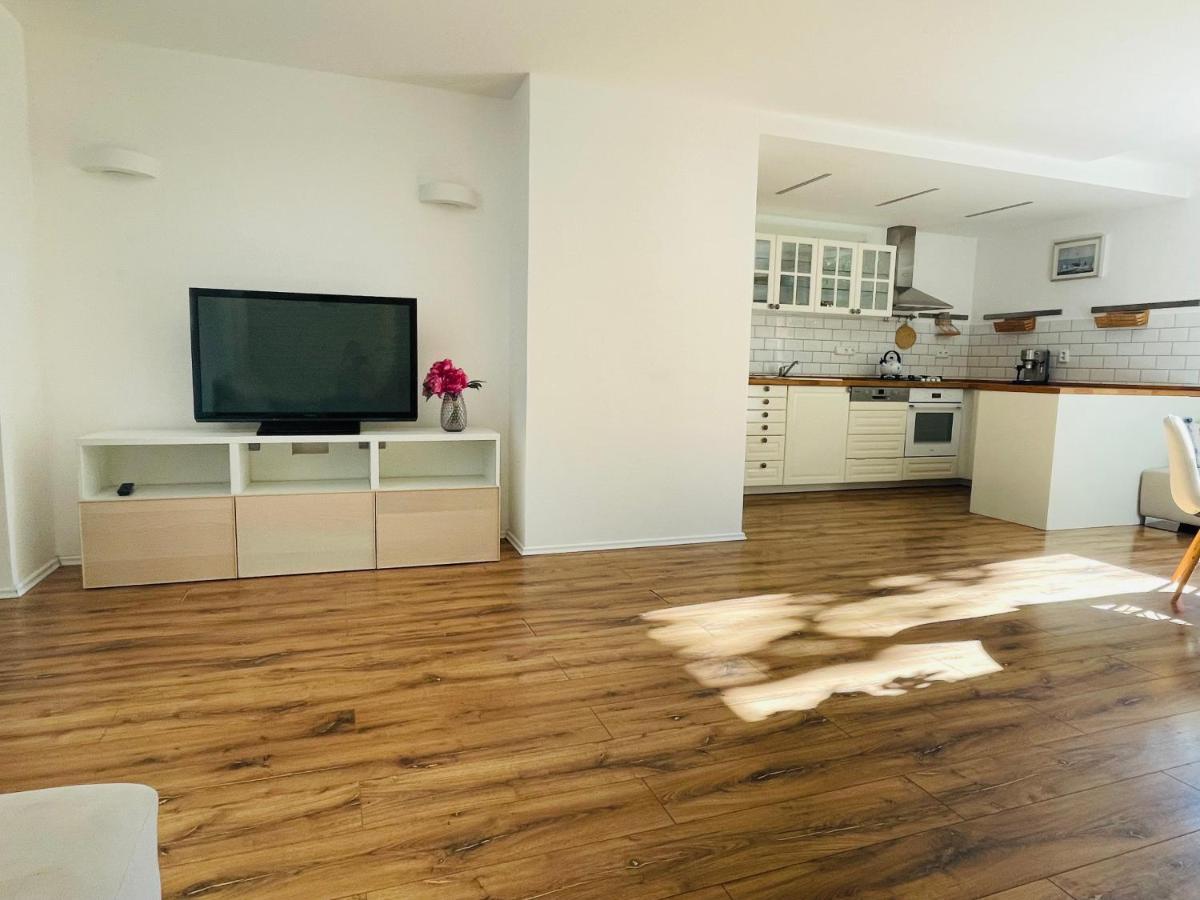 70M2 Romantic Living In The Old Town With Garden 布拉迪斯拉发 外观 照片