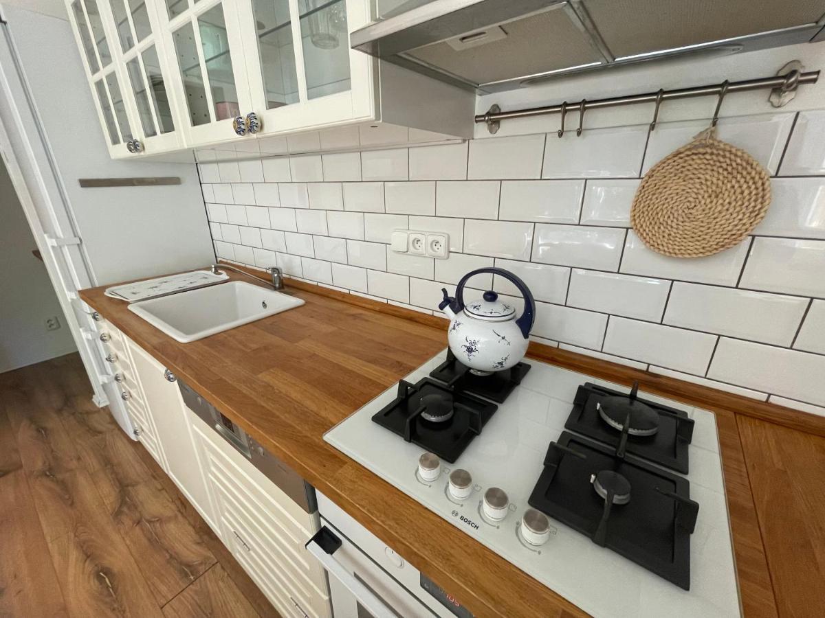 70M2 Romantic Living In The Old Town With Garden 布拉迪斯拉发 外观 照片