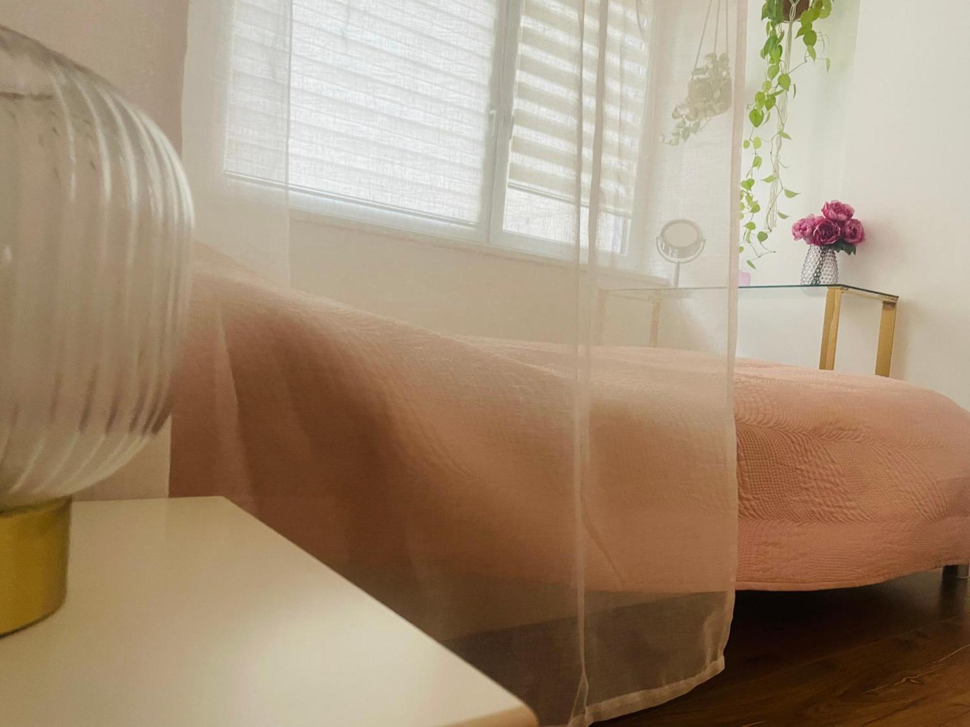 70M2 Romantic Living In The Old Town With Garden 布拉迪斯拉发 外观 照片